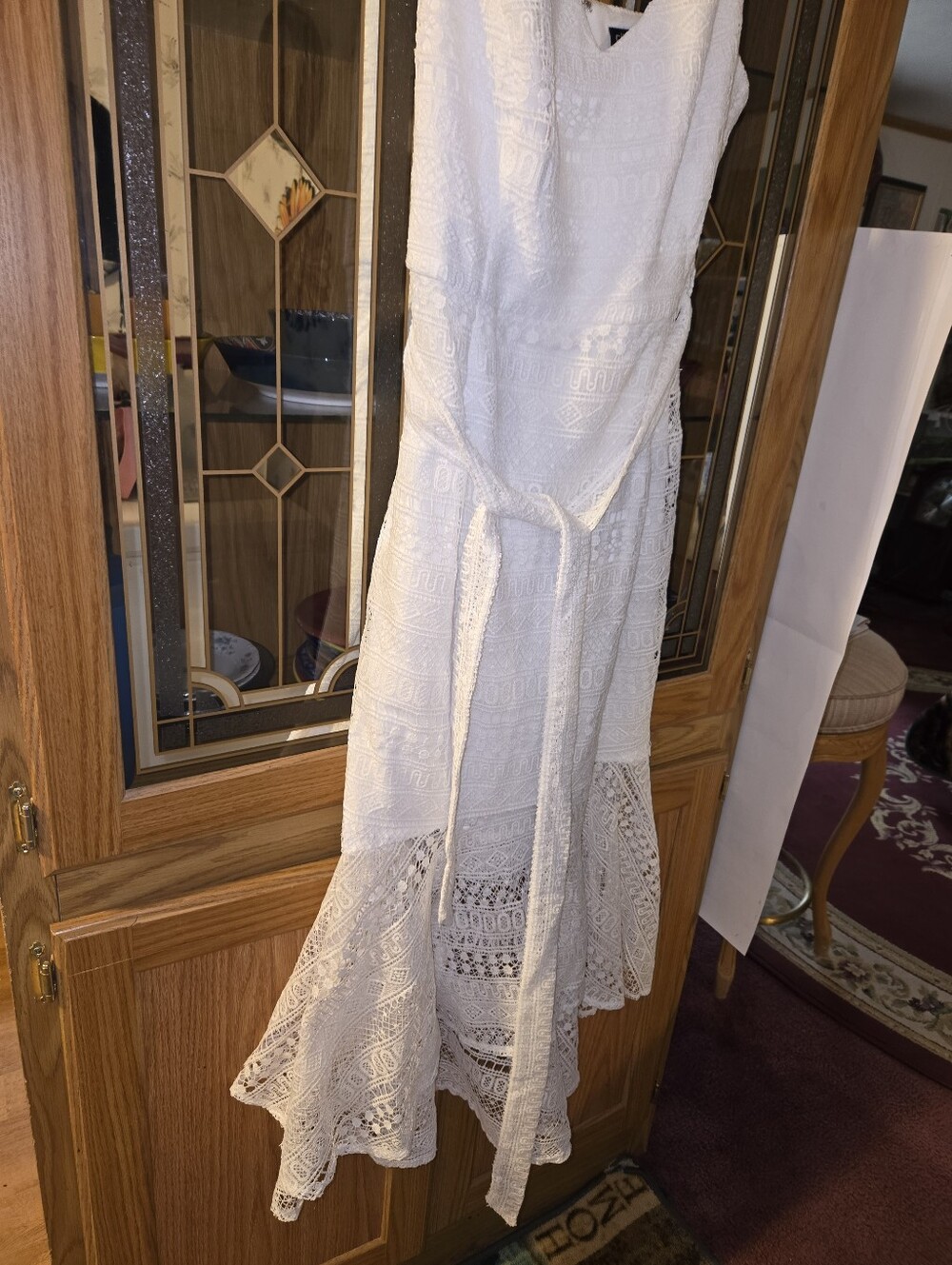 Elegant White Lace V-Neck Maxi Dress - Picture 3 of 7